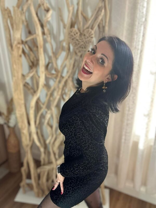 Robe Velours Noir – Image 3
