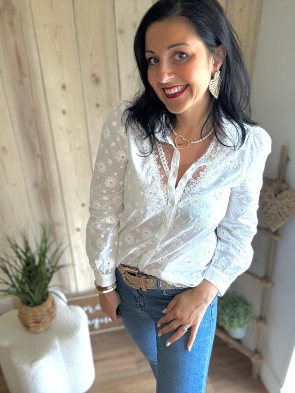 Chemise blanche brodée – Image 2