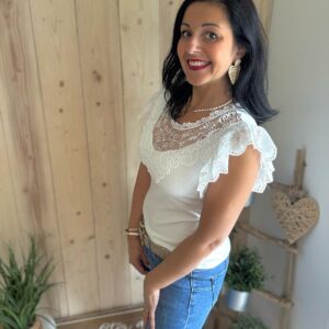 Top blanc dentelle