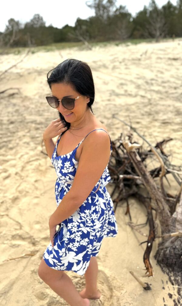 Robe à fleurs bleue – Image 2