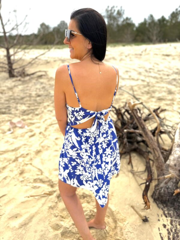 Robe à fleurs bleue – Image 3